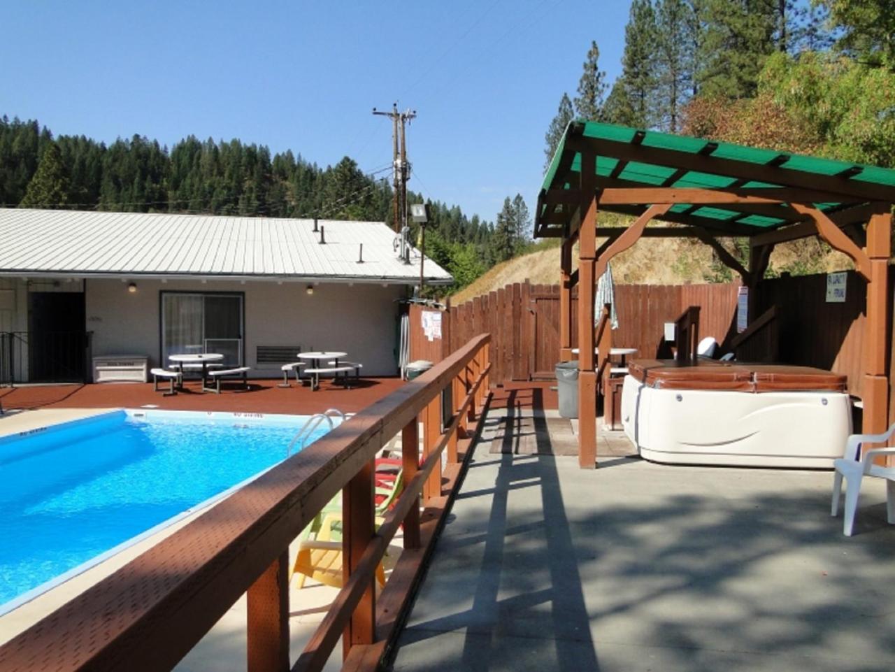 Konkolville Motel Orofino Exteriör bild